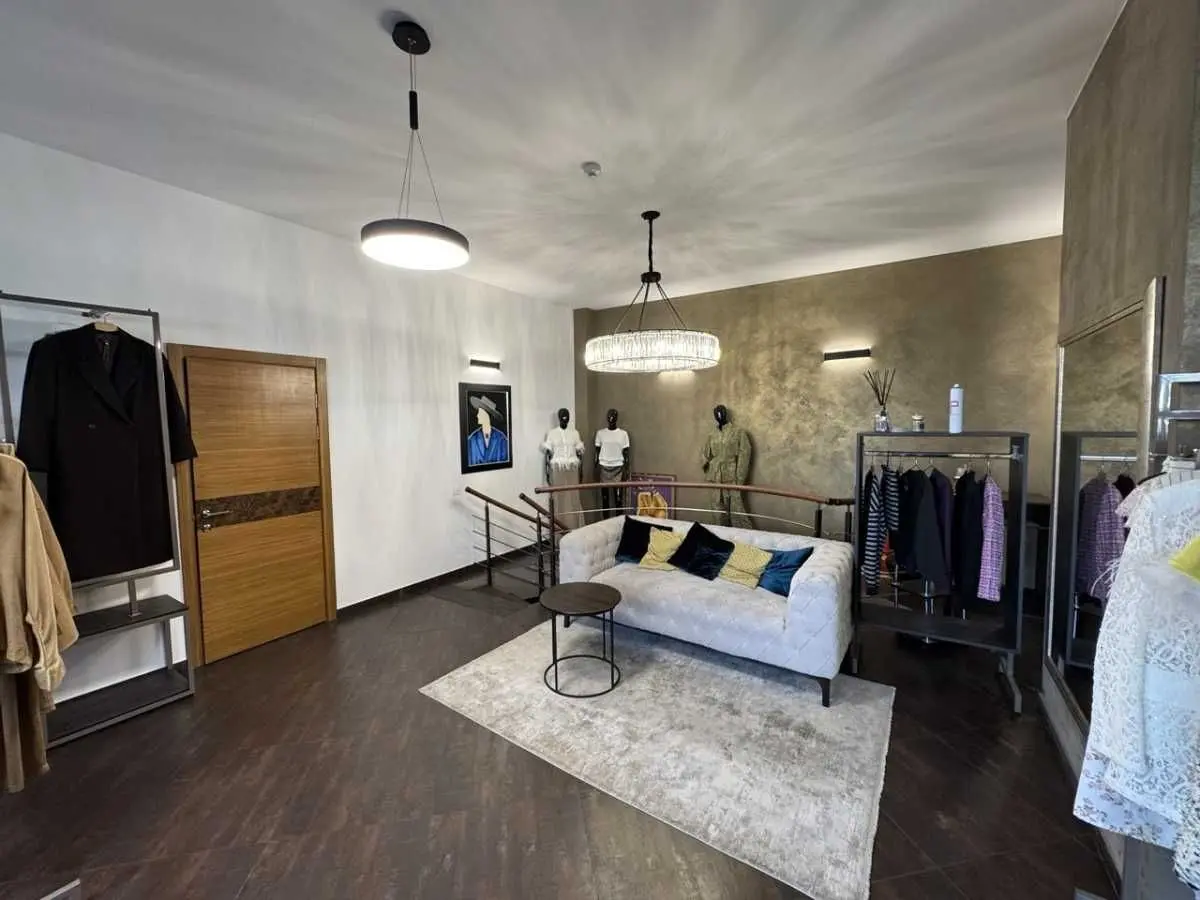 Фото Selling commercial property, 203 sq.m., Kniazhyi Zaton Street 21 Kyiv, price: 420000 USD, code 6875