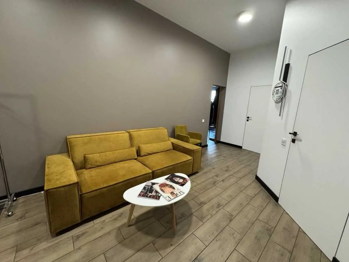 Фото Selling commercial property, 203 sq.m., Kniazhyi Zaton Street 21 Kyiv, price: 420000 USD, code 6875