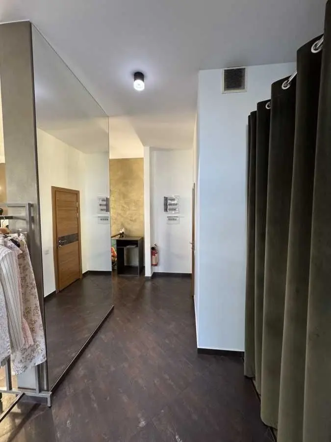 Фото Selling commercial property, 203 sq.m., Kniazhyi Zaton Street 21 Kyiv, price: 420000 USD, code 6875