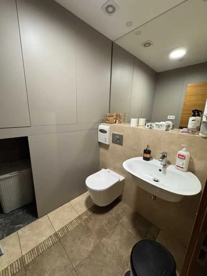 Фото Selling commercial property, 203 sq.m., Kniazhyi Zaton Street 21 Kyiv, price: 420000 USD, code 6875