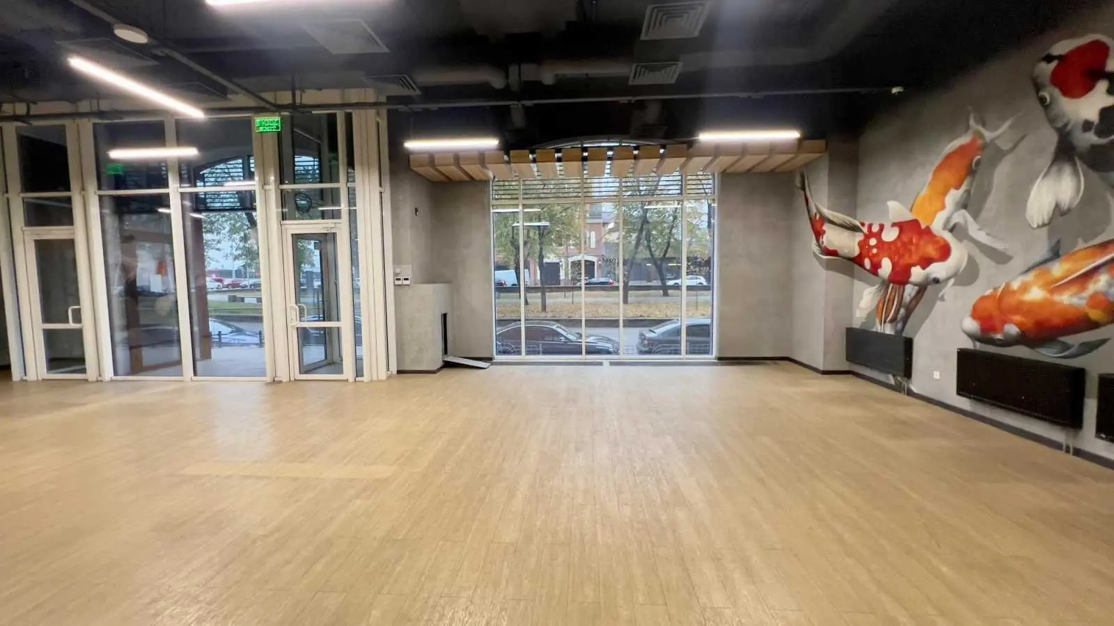 Фото Rent a retail space, Nyzhnii Val Street  Kyiv for long-term rent, price: 4700 USD, code 6877