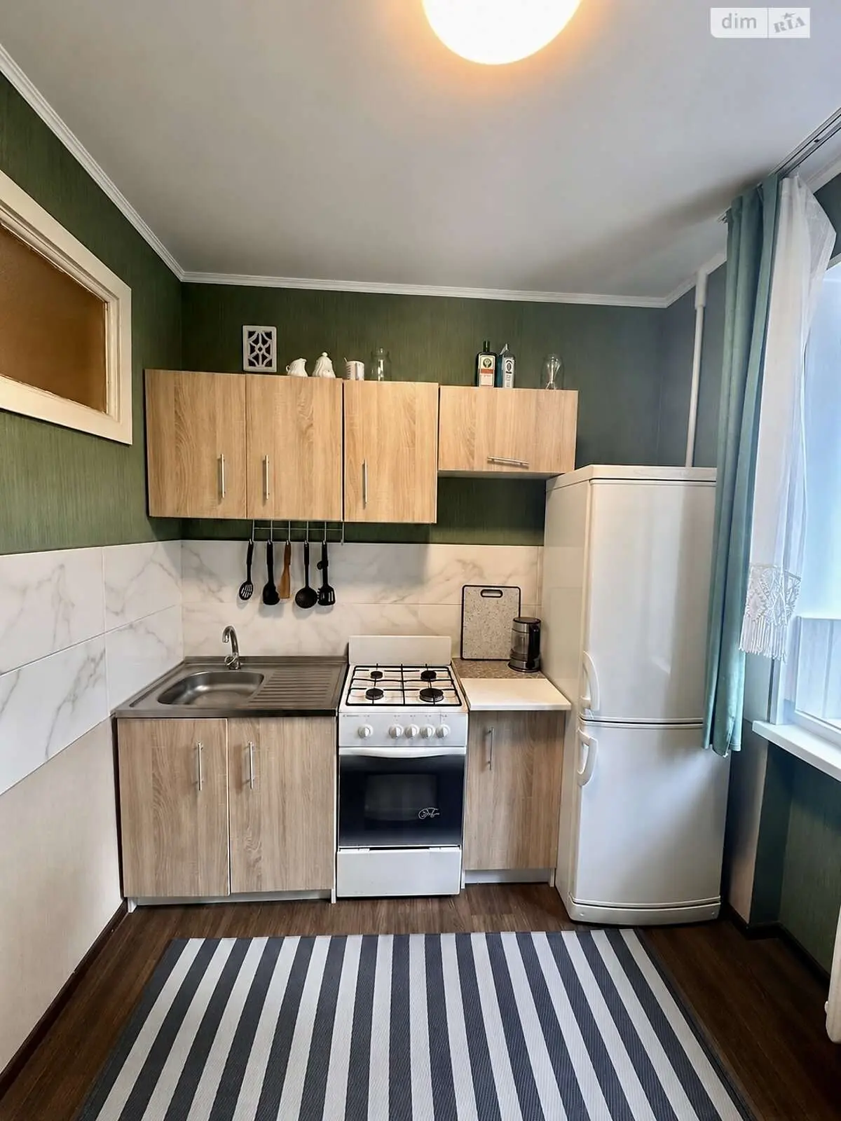 Фото Продаю 1 кімнатну квартиру, 30 кв. м, Соборності просп. (Возз’єднання) 18 Київ, ціна: 49000 $, код 6884