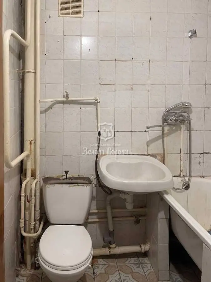 Фото Selling a 1-room apartment, 24.96 sq.m., Akademika Navashyna Street 13 Kyiv, price: 28000 USD, code 6885