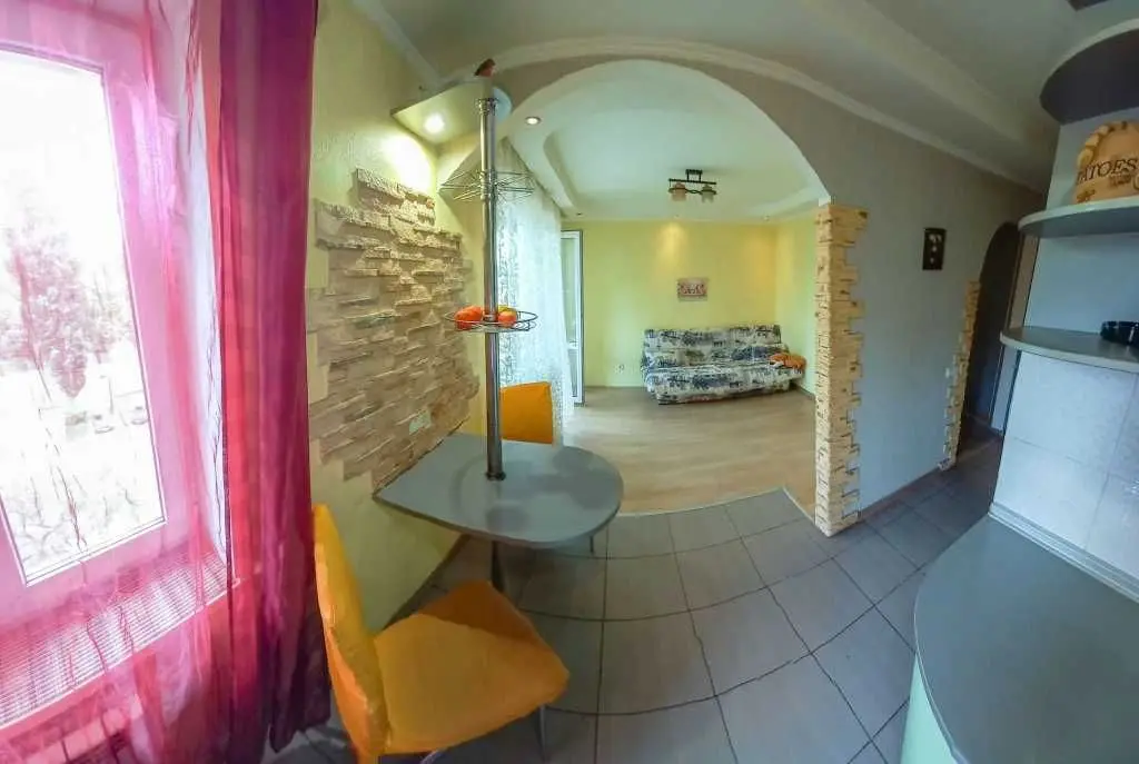 Фото Selling a 2-room apartment, 46 sq.m., Zodchykh Street 16 Kyiv, price: 55000 USD, code 6886