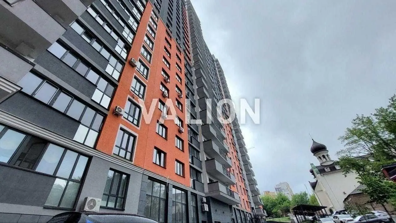 Фото Продаю 1-комнатную квартиру, 61.4 кв. м, Загорівська ул. (Багговутовская) 17-21 Киев, цена: 145000 USD, код 6888