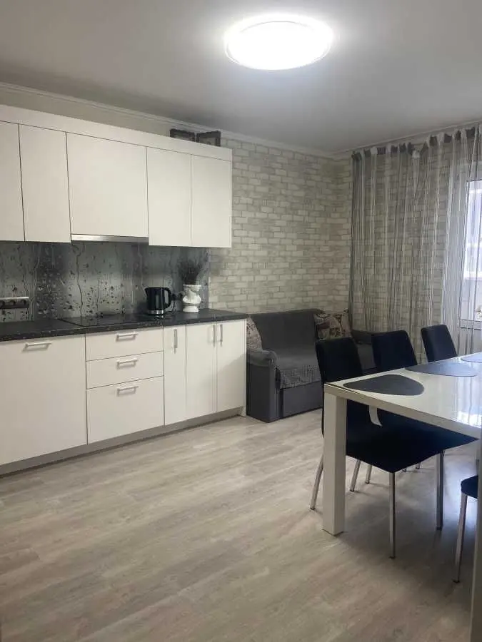 Фото Продаю 2-комнатную квартиру, 72.7 кв. м, Балтийский пер. 5 Киев, цена: 135000 USD, код 6889