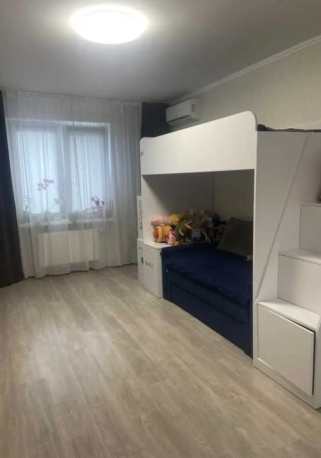 Фото Продаю 2-комнатную квартиру, 72.7 кв. м, Балтийский пер. 5 Киев, цена: 135000 USD, код 6889