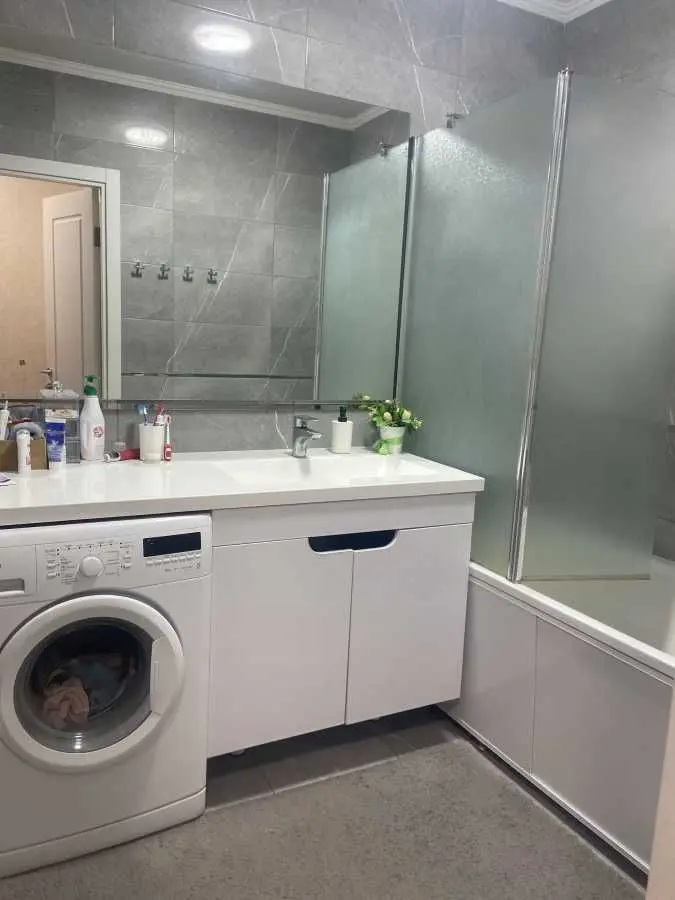 Фото Продаю 2-комнатную квартиру, 72.7 кв. м, Балтийский пер. 5 Киев, цена: 135000 USD, код 6889