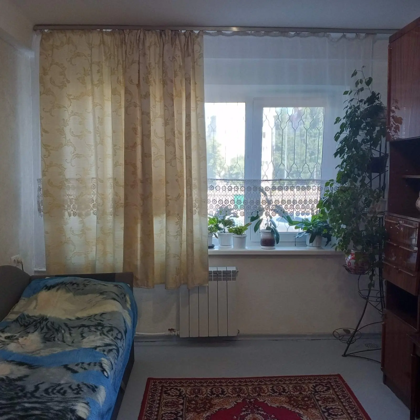 Фото Зняти 2 кімнатну квартиру, Верховної Ради бульв. 24 Київ в довгострокову оренду, ціна: 4500 UAH, код 6891