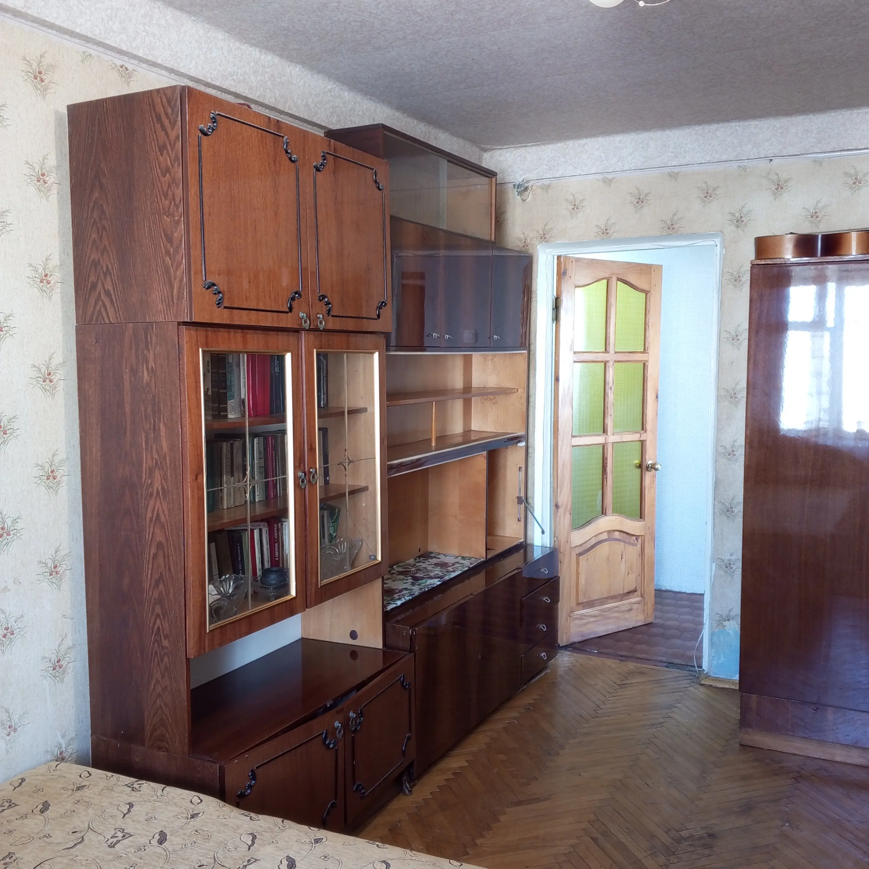 Фото Зняти 2 кімнатну квартиру, Юрія Шумського вул. 8а Київ в довгострокову оренду, ціна: 10000 UAH, код 6892