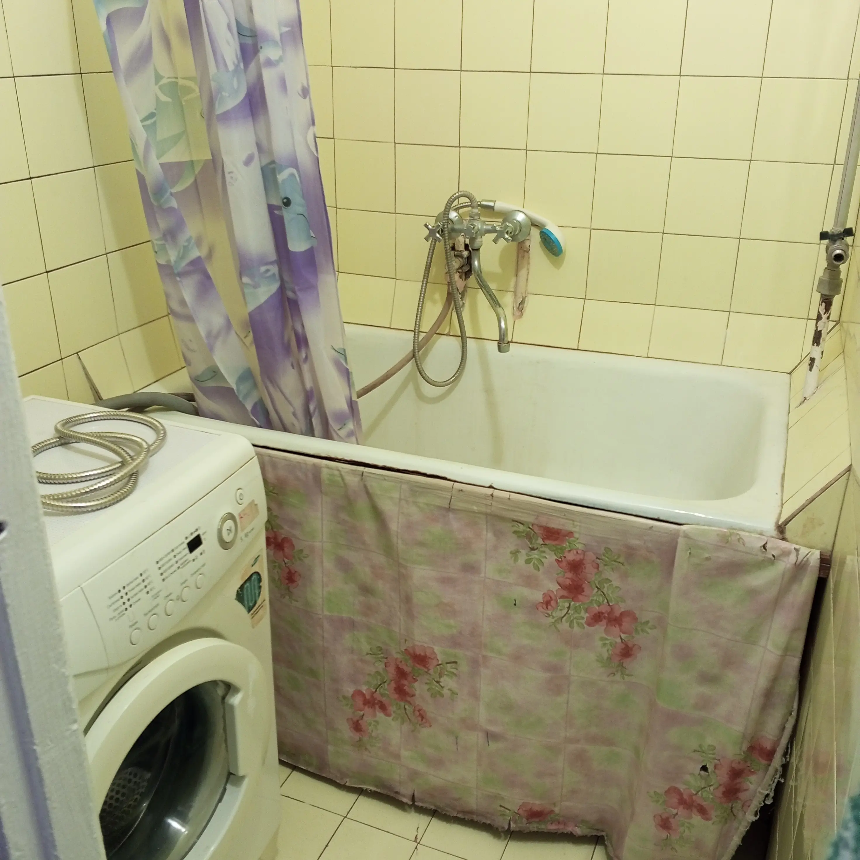 Фото Зняти 2 кімнатну квартиру, Юрія Шумського вул. 8а Київ в довгострокову оренду, ціна: 10000 UAH, код 6892
