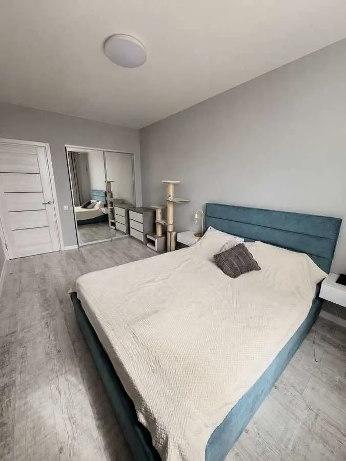 Фото Selling a 1-room apartment, 41.1 sq.m., Universytetska Street (Karla Marksa Street)  Irpin, price: 71500 USD, code 6894