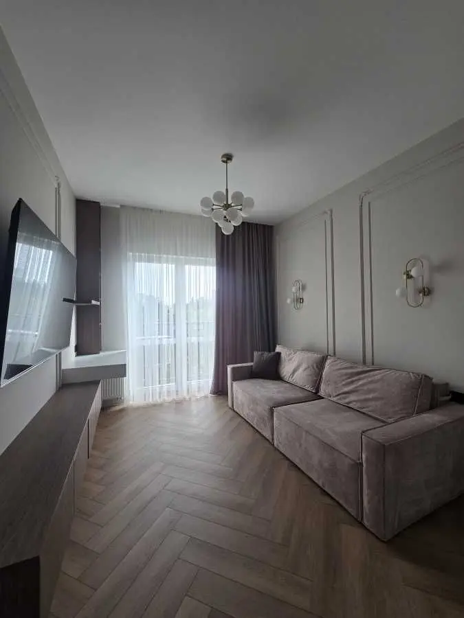 Фото Selling a 2-room apartment, 65 sq.m., Metrolohichna Street  Kyiv, price: 165000 USD, code 6905