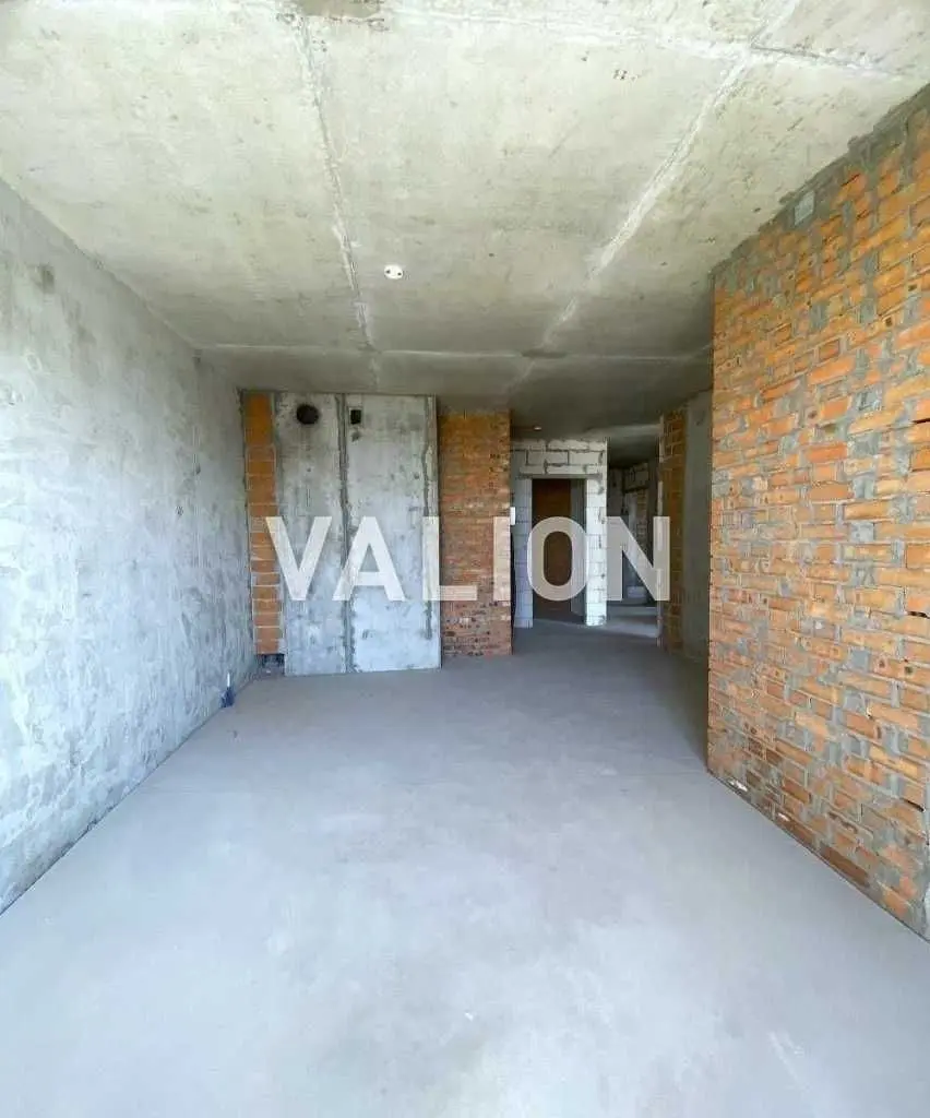 Фото Selling a 3-room apartment, 94 sq.m., Knyazya Romana Mstyslavychya Street (Henerala Zhmachenka Street) 28 Kyiv, price: 150000 USD, code 6910
