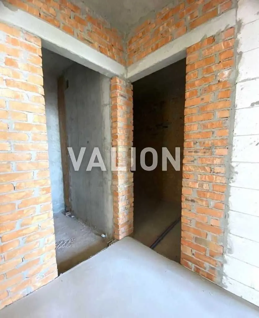 Фото Selling a 3-room apartment, 94 sq.m., Knyazya Romana Mstyslavychya Street (Henerala Zhmachenka Street) 28 Kyiv, price: 150000 USD, code 6910