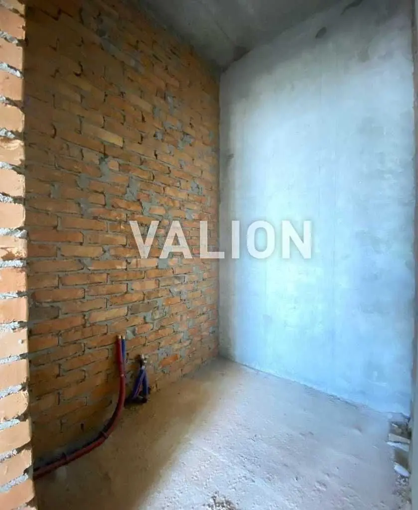 Фото Selling a 3-room apartment, 94 sq.m., Knyazya Romana Mstyslavychya Street (Henerala Zhmachenka Street) 28 Kyiv, price: 150000 USD, code 6910