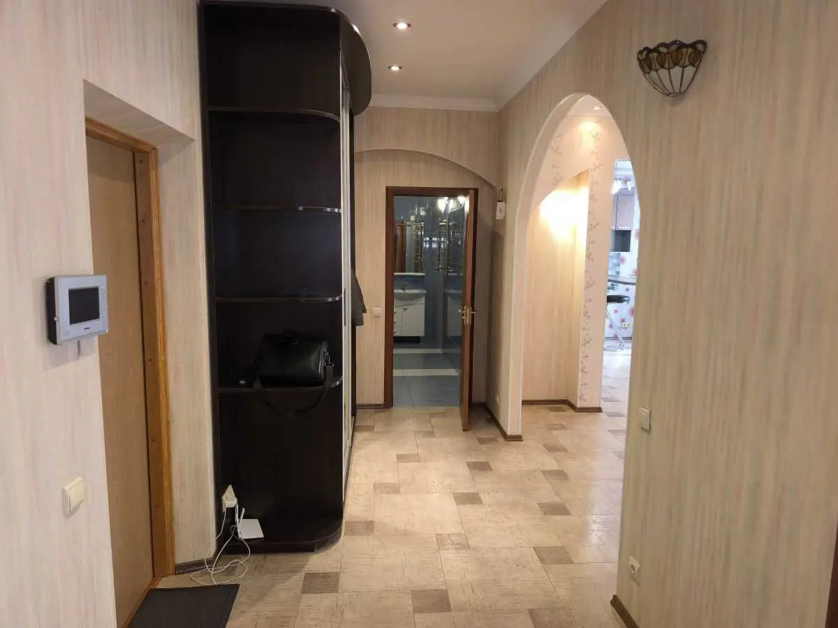 Фото Продаю 2 кімнатну квартиру, 74.9 кв. м, Золотоустівська вул. 50 Київ, ціна: 250000 USD, код 6913