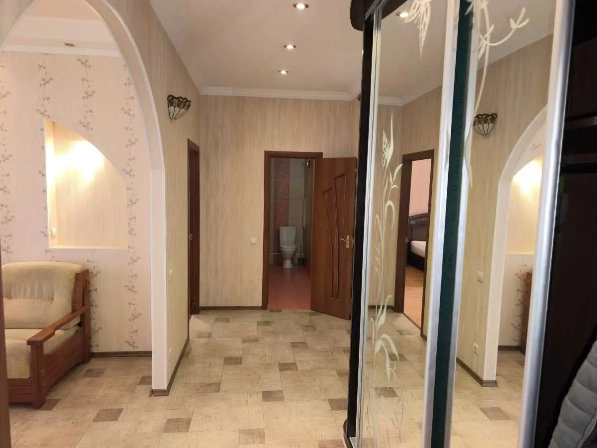 Фото Продаю 2 кімнатну квартиру, 74.9 кв. м, Золотоустівська вул. 50 Київ, ціна: 250000 USD, код 6913