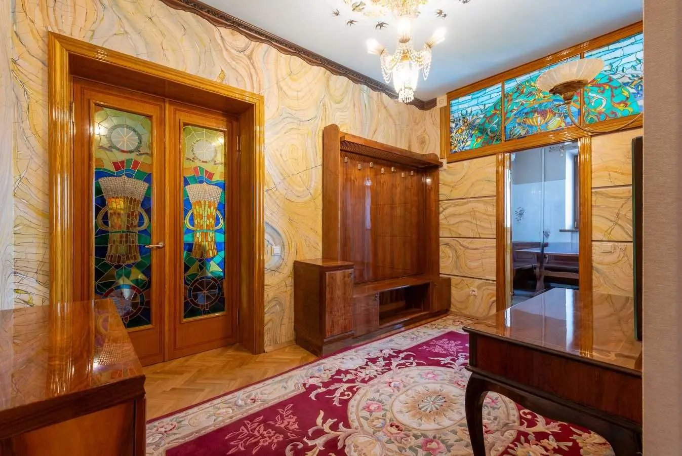 Фото Rent a 3-room apartment, Mykhaila Hrushevskoho Street 34а Kyiv for long-term rent, price: 800 $, code 6915