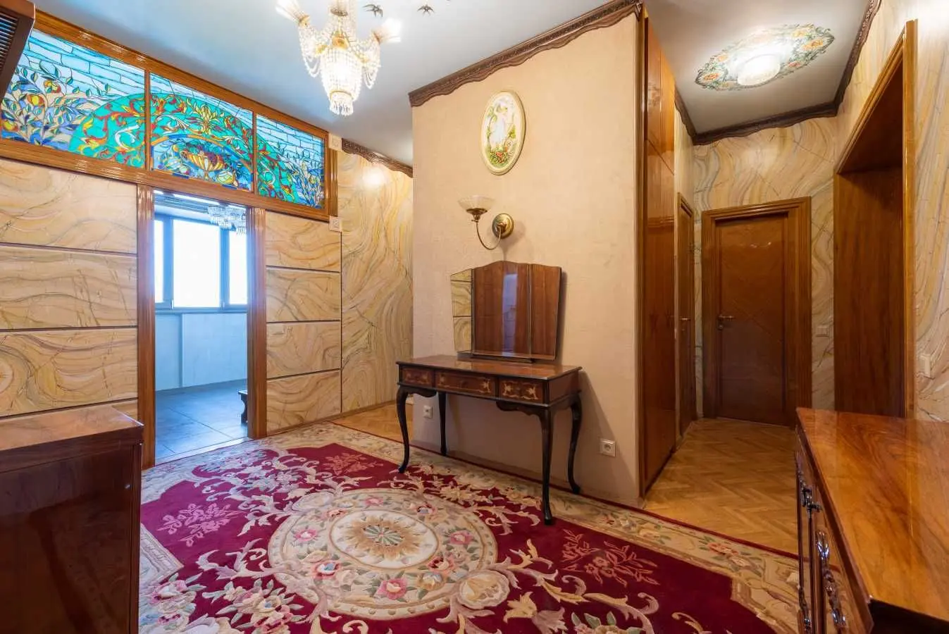 Фото Rent a 3-room apartment, Mykhaila Hrushevskoho Street 34а Kyiv for long-term rent, price: 800 $, code 6915
