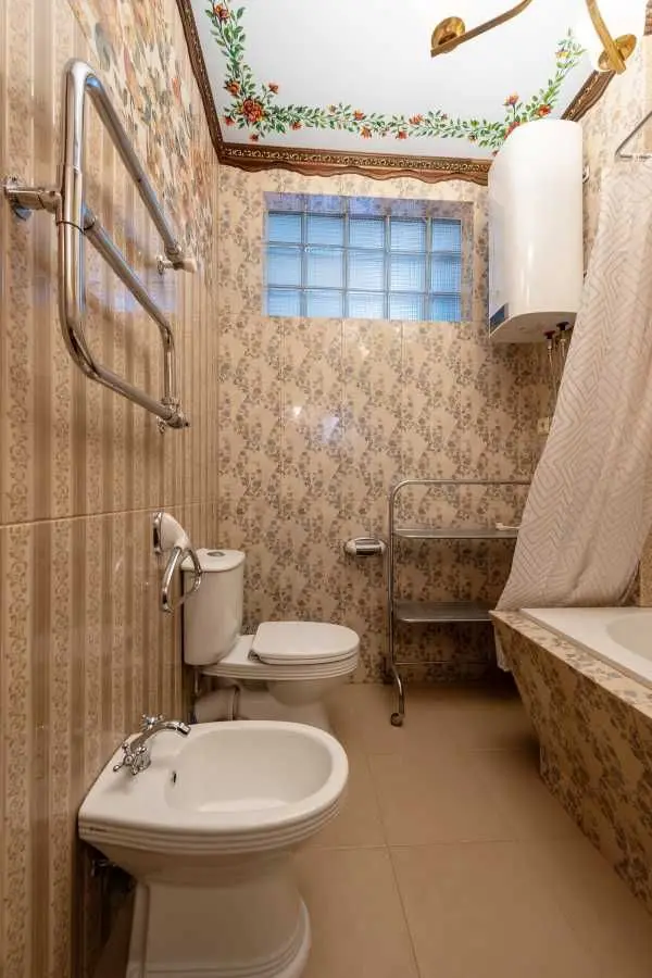 Фото Rent a 3-room apartment, Mykhaila Hrushevskoho Street 34а Kyiv for long-term rent, price: 800 $, code 6915