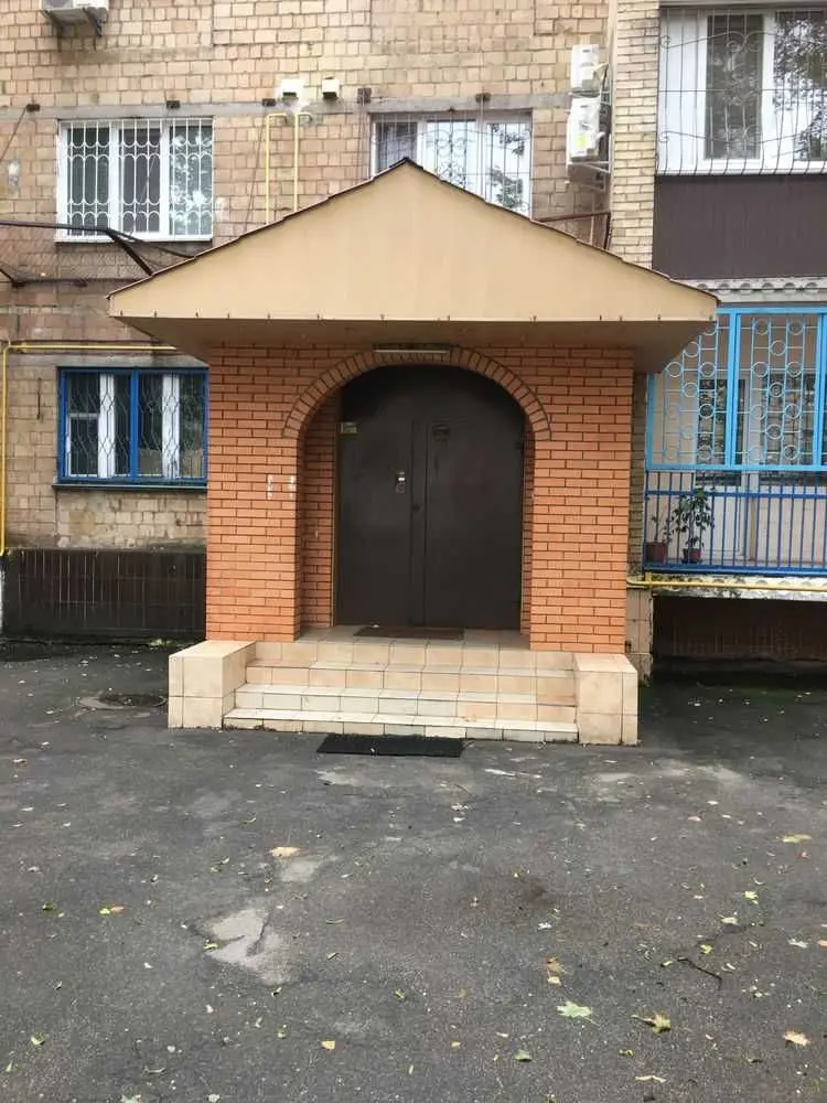 Фото Rent a 1-room apartment, Sobornosti avenue  Kyiv for long-term rent, price: 10000 UAH, code 6916