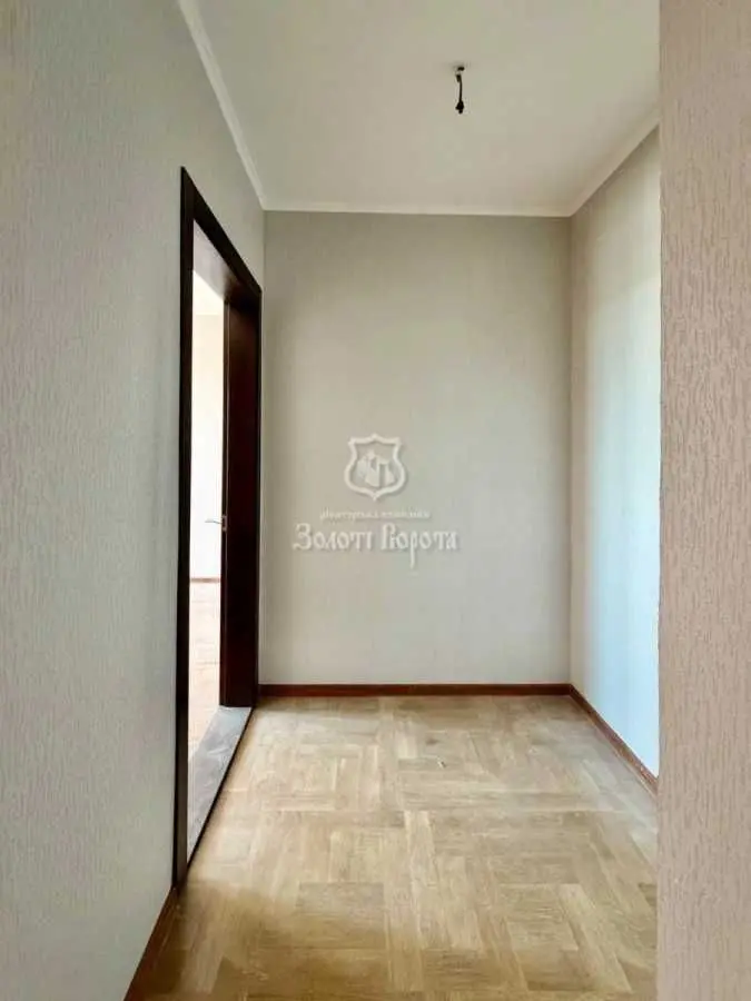 Фото Продаю 1 кімнатну квартиру, 48.8 кв. м, Електротехнічна вул. 43 Київ, ціна: 56000 USD, код 6923