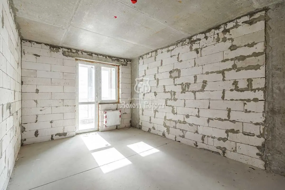 Фото Selling a 3-room apartment, 97 sq.m., Revutskoho Street  Kyiv, price: 95000 USD, code 6927