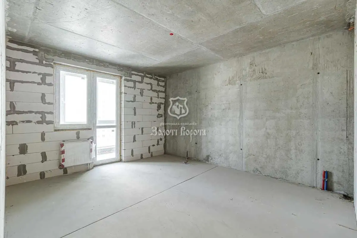 Фото Selling a 3-room apartment, 97 sq.m., Revutskoho Street  Kyiv, price: 95000 USD, code 6927