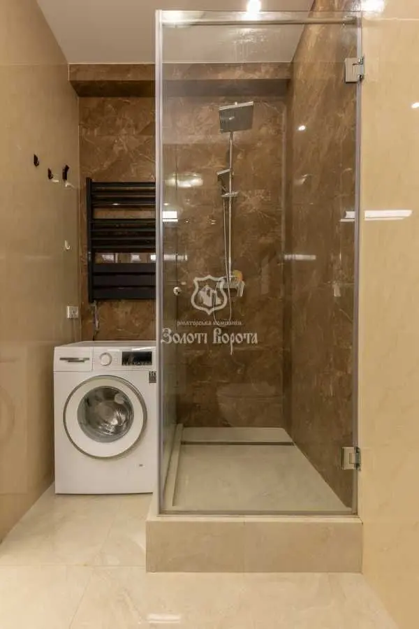 Фото Продаю 1-комнатную квартиру, 37.1 кв. м, Михаила Максимовича ул. (Онуфрия Трутенко) 26б Киев, цена: 100000 USD, код 6930