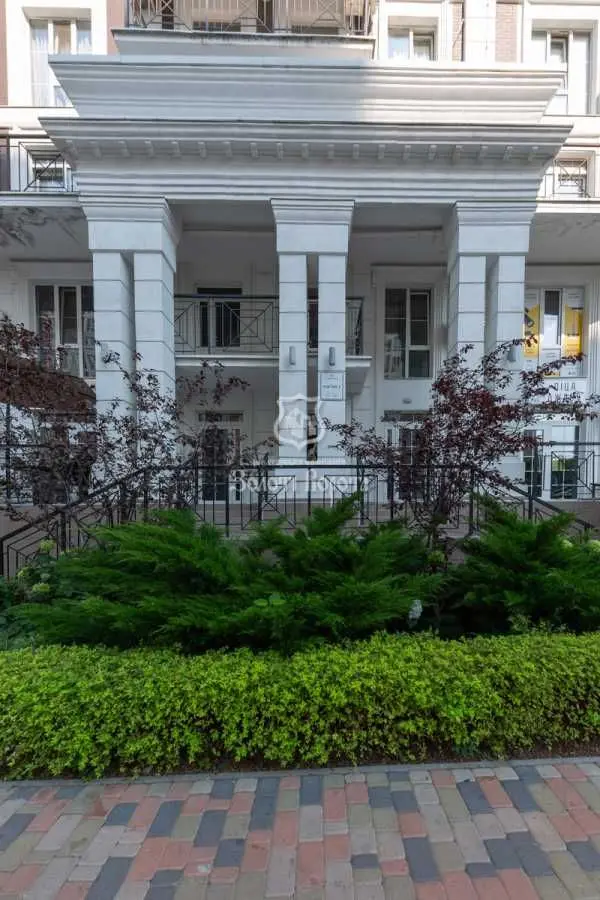 Фото Продаю 1-комнатную квартиру, 41 кв. м, Михаила Максимовича ул. (Онуфрия Трутенко) 26б Киев, цена: 105000 USD, код 6931