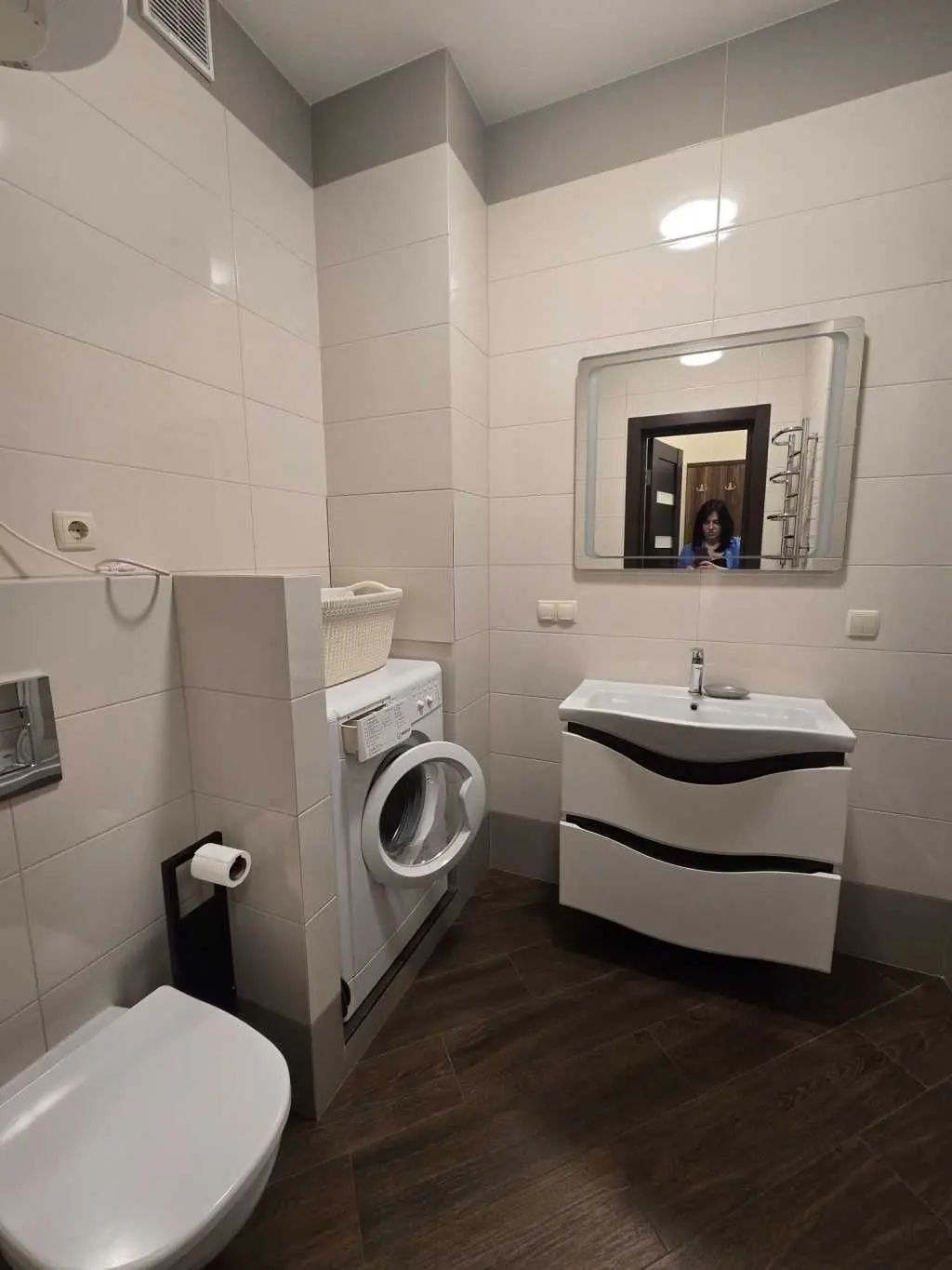 Фото Продаю 1 кімнатну квартиру, 55 кв. м, Андрія Верхогляда вул. (Михайла Драгомирова)  Київ, ціна: 170000 USD, код 6934
