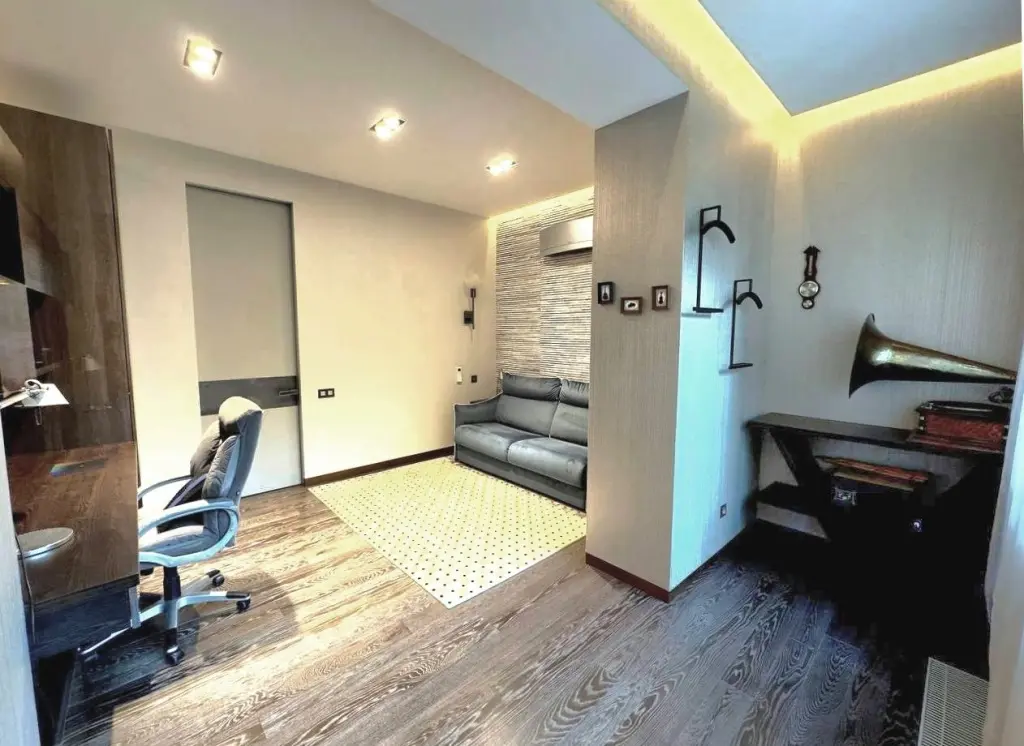 Фото Selling a 3-room apartment, 155 sq.m., Protasiv Yar Street 8 Kyiv, price: 465000 $, code 6935