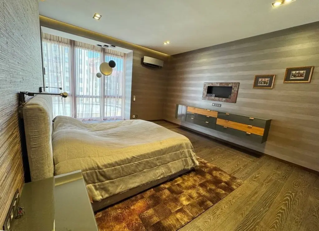 Фото Selling a 3-room apartment, 155 sq.m., Protasiv Yar Street 8 Kyiv, price: 465000 $, code 6935