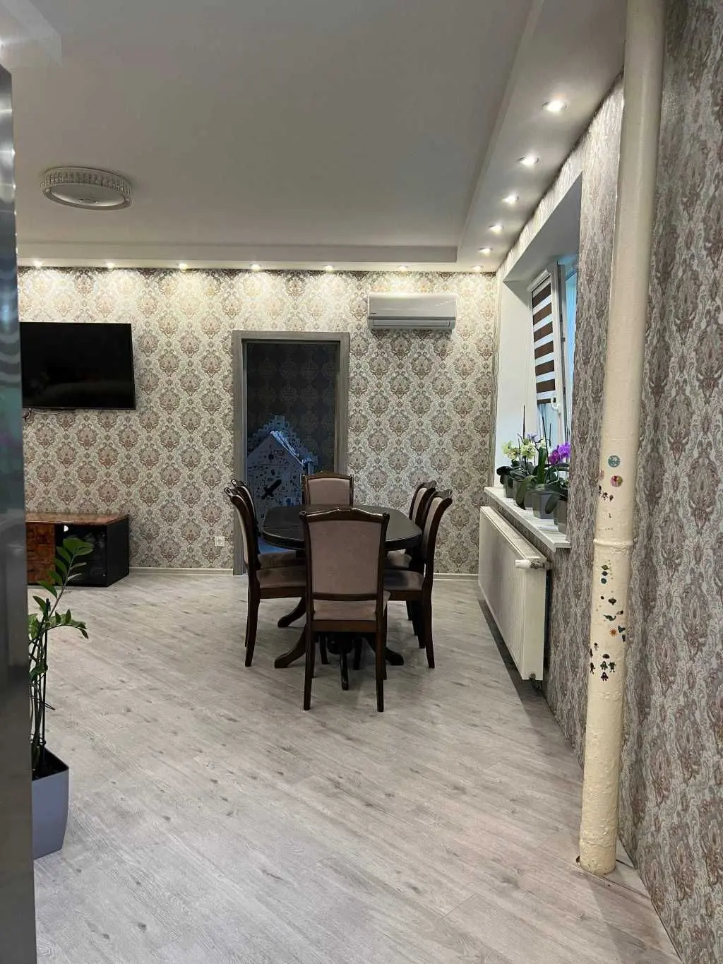 Фото Продаю 4 кімнатну квартиру, 88 кв. м, Васильків, ціна: 100000 USD, код 6945