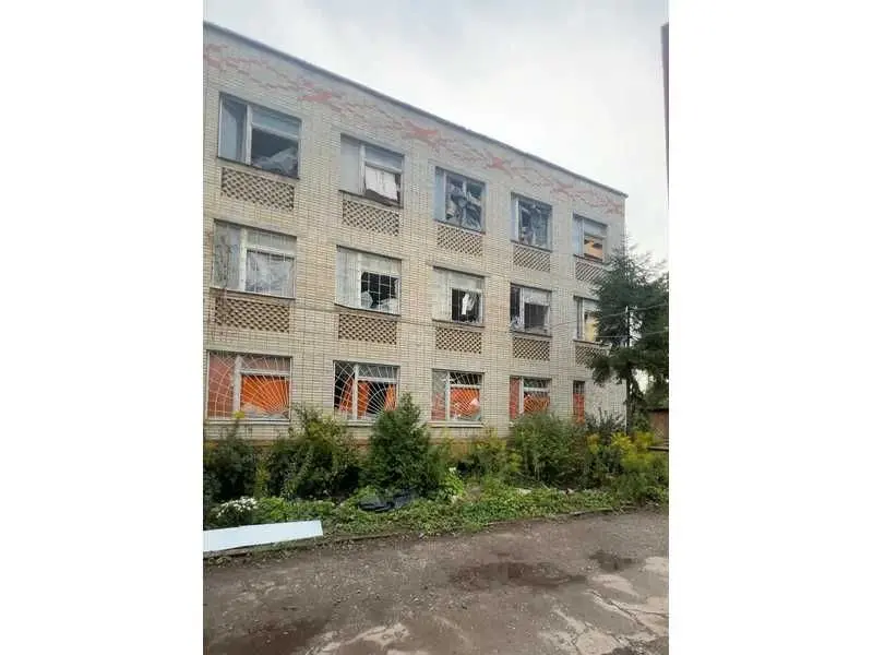 Фото Продаю офіс, 16356 кв. м, Григорія Давидовського вул. (Скрябіна) 38 Суми, ціна: 4565416 UAH, код 6947