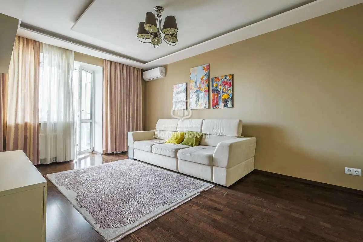 Фото Продаю 3 кімнатну квартиру, 100.1 кв. м, Гарматна вул.  Київ, ціна: 139000 USD, код 6948