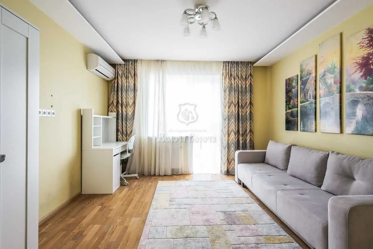 Фото Продаю 3 кімнатну квартиру, 100.1 кв. м, Гарматна вул.  Київ, ціна: 139000 USD, код 6948