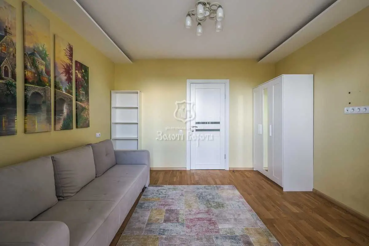 Фото Продаю 3 кімнатну квартиру, 100.1 кв. м, Гарматна вул.  Київ, ціна: 139000 USD, код 6948