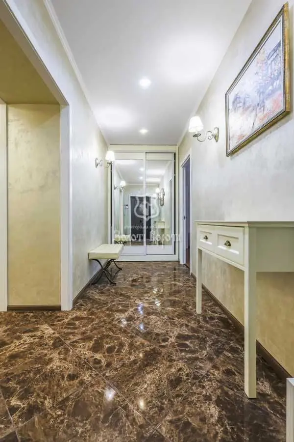 Фото Продаю 3 кімнатну квартиру, 100.1 кв. м, Гарматна вул.  Київ, ціна: 139000 USD, код 6948