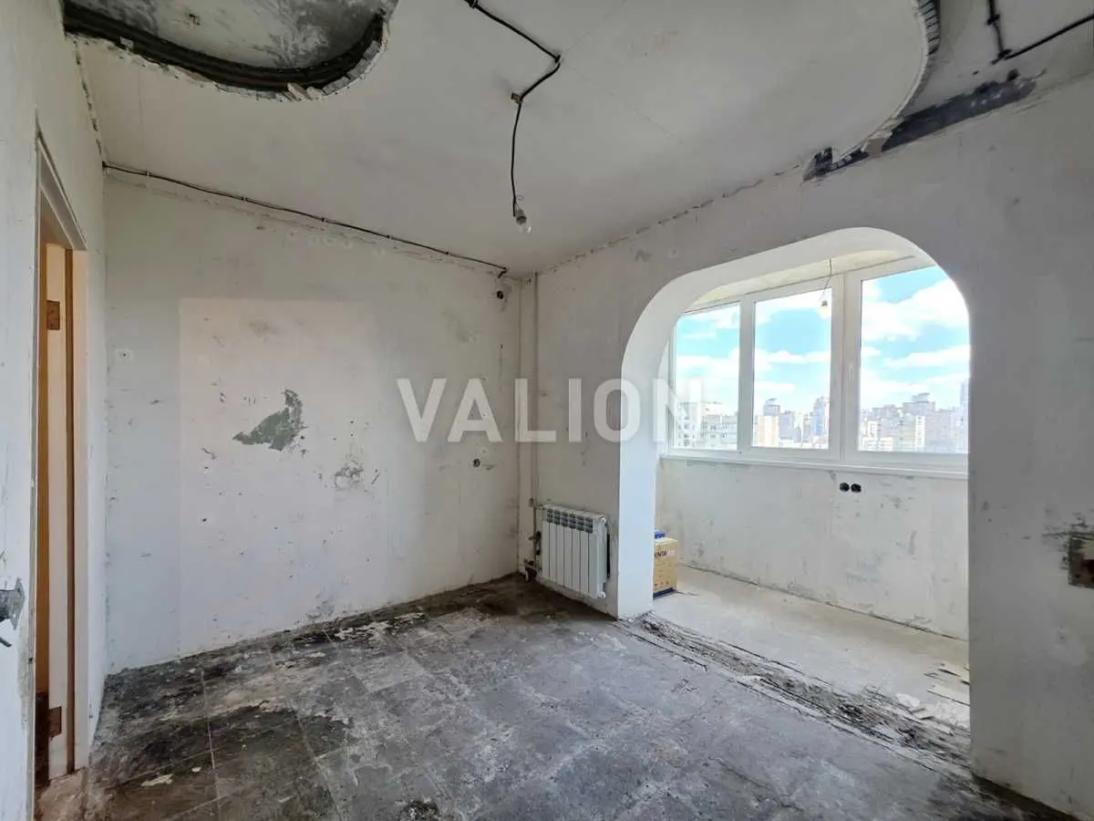 Фото Продаю 2 кімнатну квартиру, 56 кв. м, Чорнобильська вул.  Київ, ціна: 65000 USD, код 6949