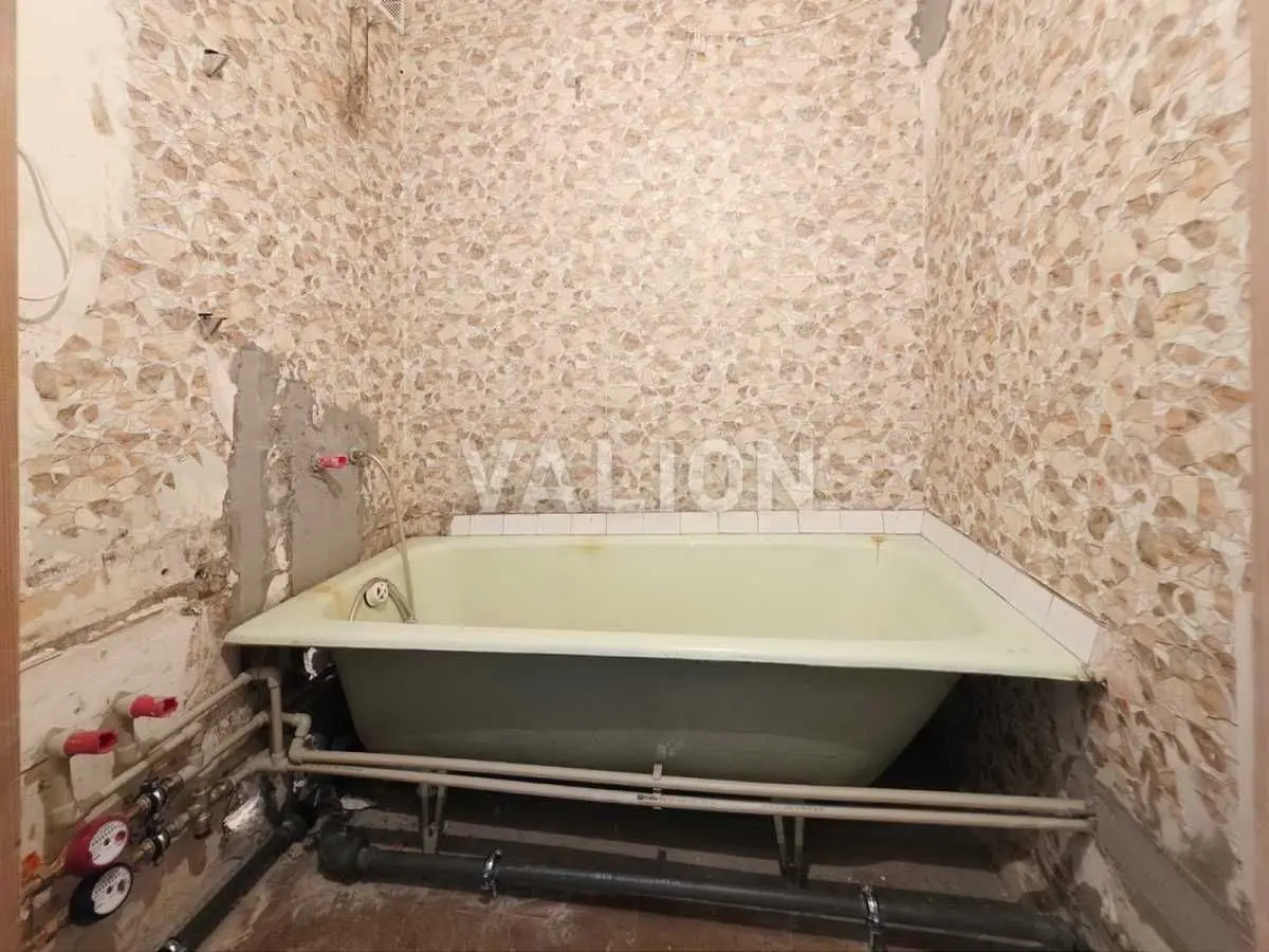 Фото Продаю 2 кімнатну квартиру, 56 кв. м, Чорнобильська вул.  Київ, ціна: 65000 USD, код 6949