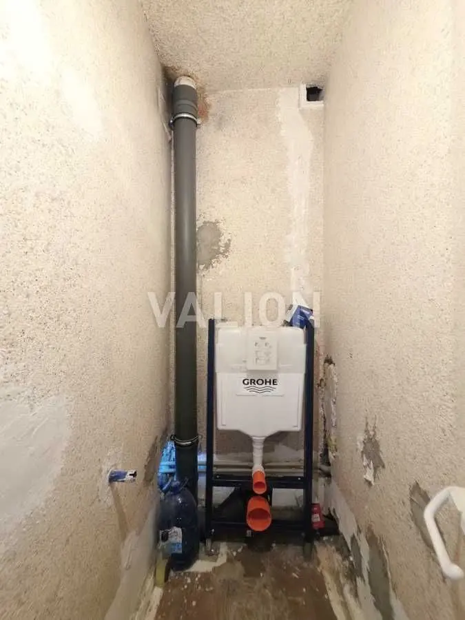 Фото Продаю 2 кімнатну квартиру, 56 кв. м, Чорнобильська вул.  Київ, ціна: 65000 USD, код 6949