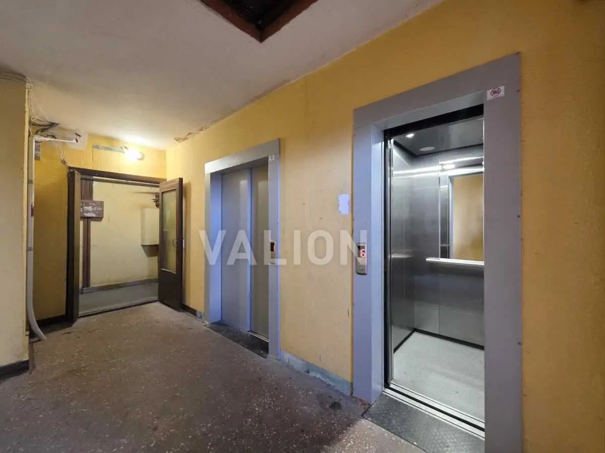 Фото Продаю 2 кімнатну квартиру, 56 кв. м, Чорнобильська вул.  Київ, ціна: 65000 USD, код 6949