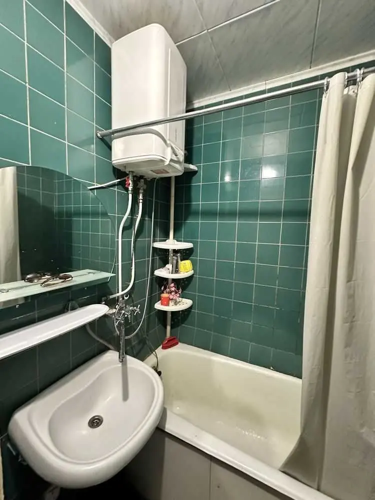 Фото Продаю 2 кімнатну квартиру, 60 кв. м, Озерна Соломянський вул. (Озерна Соломянський)  Київ, ціна: 73500 USD, код 6950