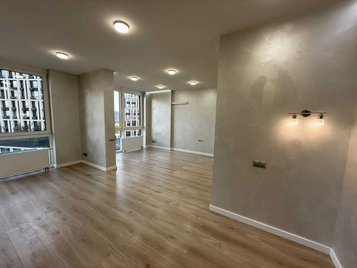 Фото Продаю офіс, 47 кв. м, Зарічна вул. 6к2 Київ, ціна: 115000 USD, код 6951