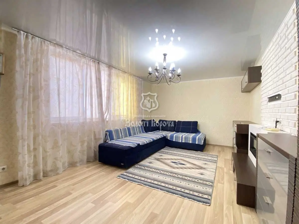 Фото Продаю 3-комнатную квартиру, 82.1 кв. м, Набережная ул.  Вышгород, цена: 97000 USD, код 6954