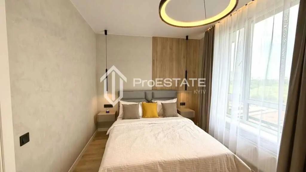 Фото Selling a 2-room apartment, 71 sq.m., Oleksandra Olesya street  Kyiv, price: 8142317 UAH, code 6955