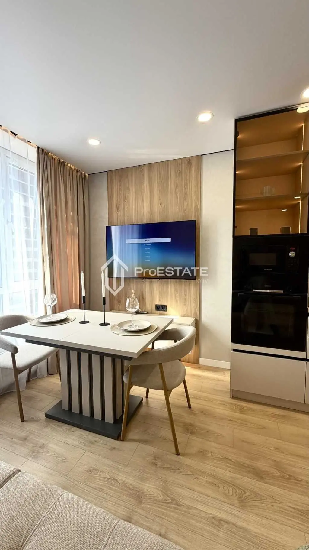 Фото Selling a 1-room apartment, 44 sq.m., Oleksandra Olesya street  Kyiv, price: 5405781 UAH, code 6956