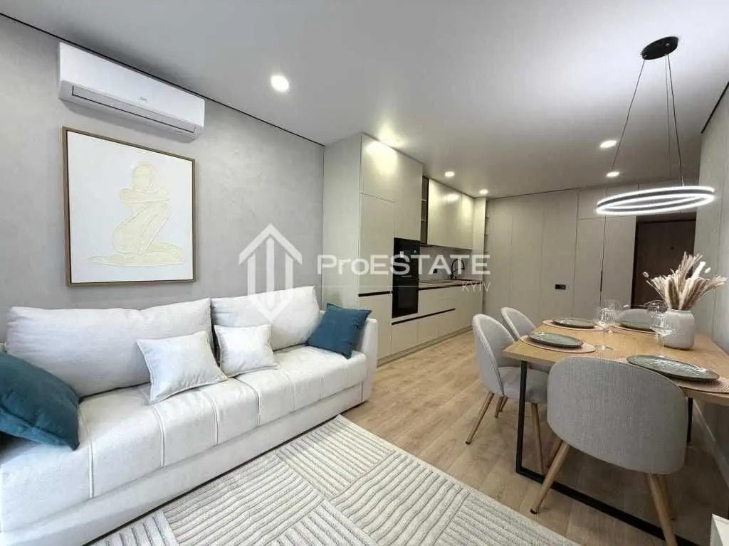 Фото Selling a 1-room apartment, 44 sq.m., Vsevoloda Zmiyenka street  Kyiv, price: 5271197 UAH, code 6957
